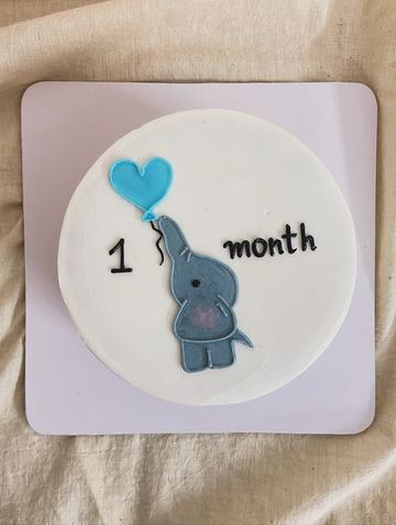 Claro Bakehouse elephant-themed bento cake for a baby milestone, Delhi
